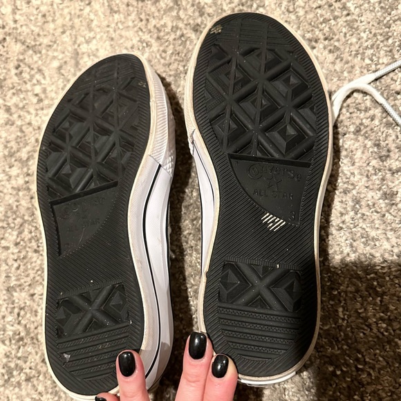 👟SOLD👟Converse, All Star Platform Sneakers, Sparkle Silver Size 5 - Picture 2 of 10